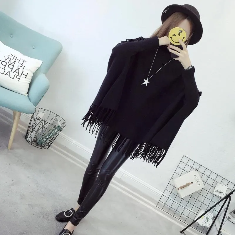 Black Eyelet Poncho - Deal20one