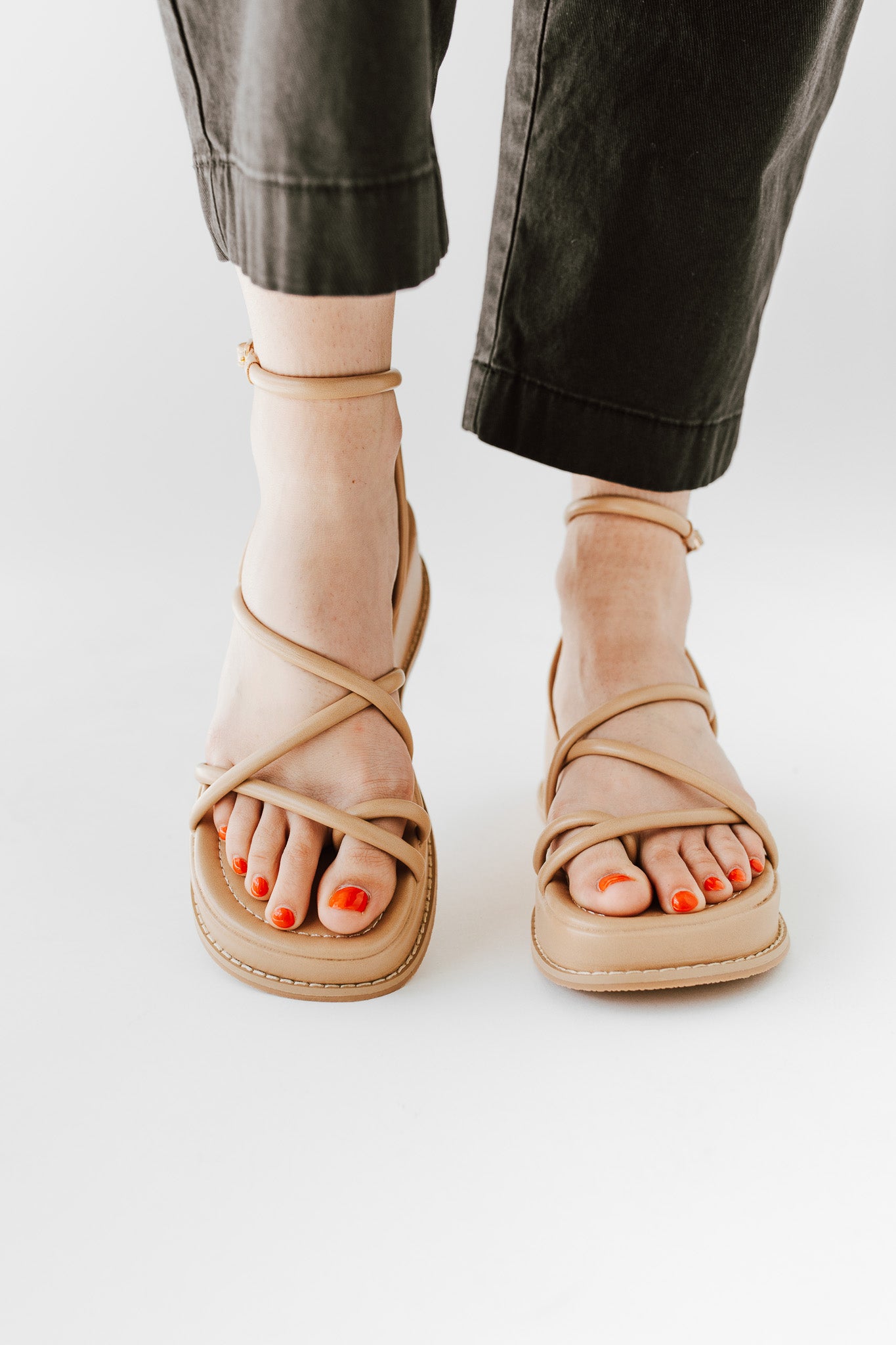 Chinese Laundry: Clairo Smooth Platform Sandal in Sand