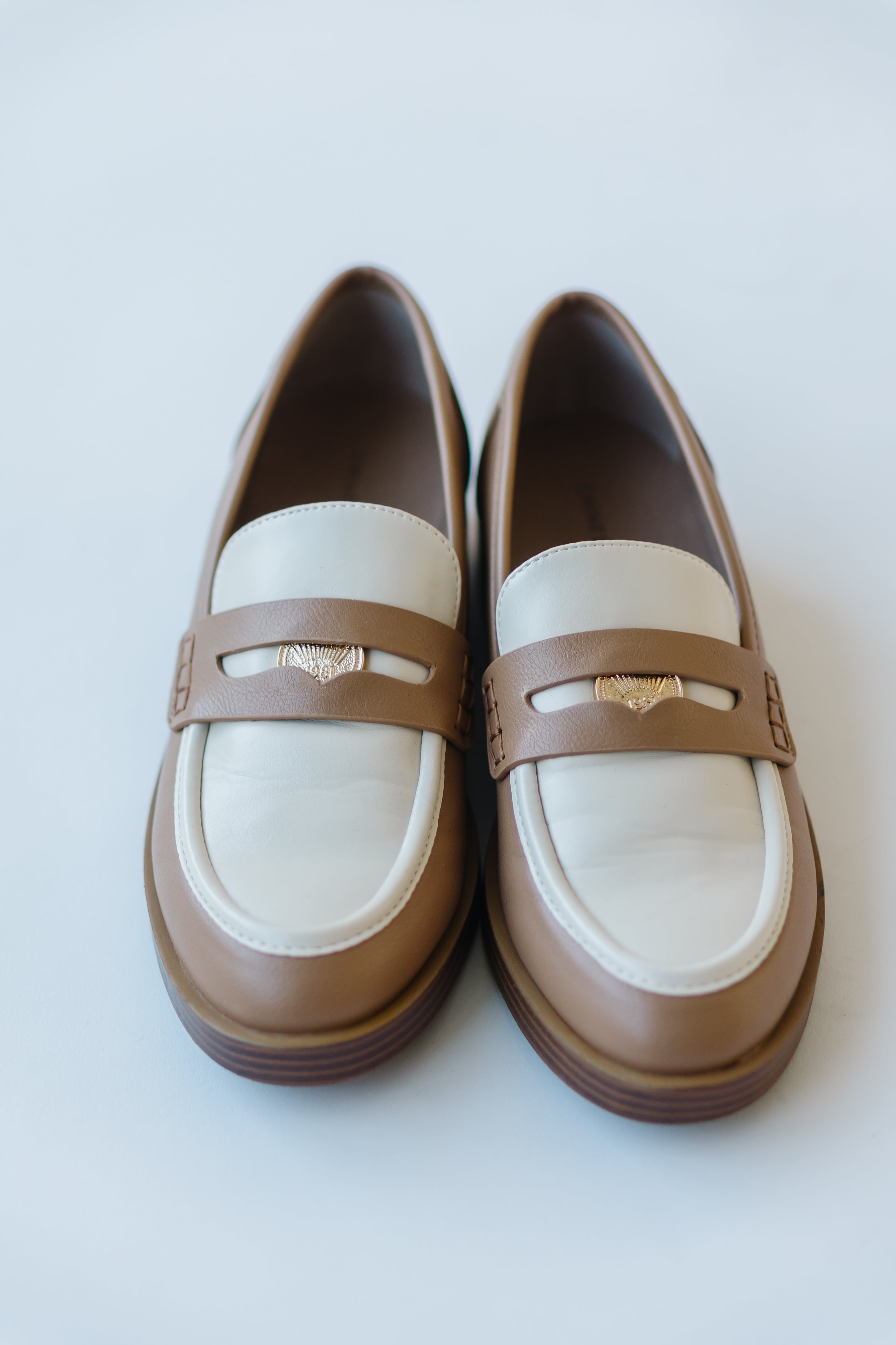 Chinese Laundry: Porter Loafer in Bone + Camel