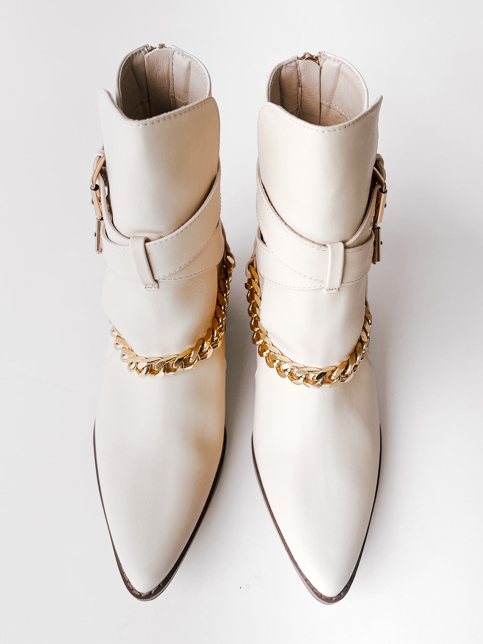 Coconut by Matisse: Jill Boot in Ivory