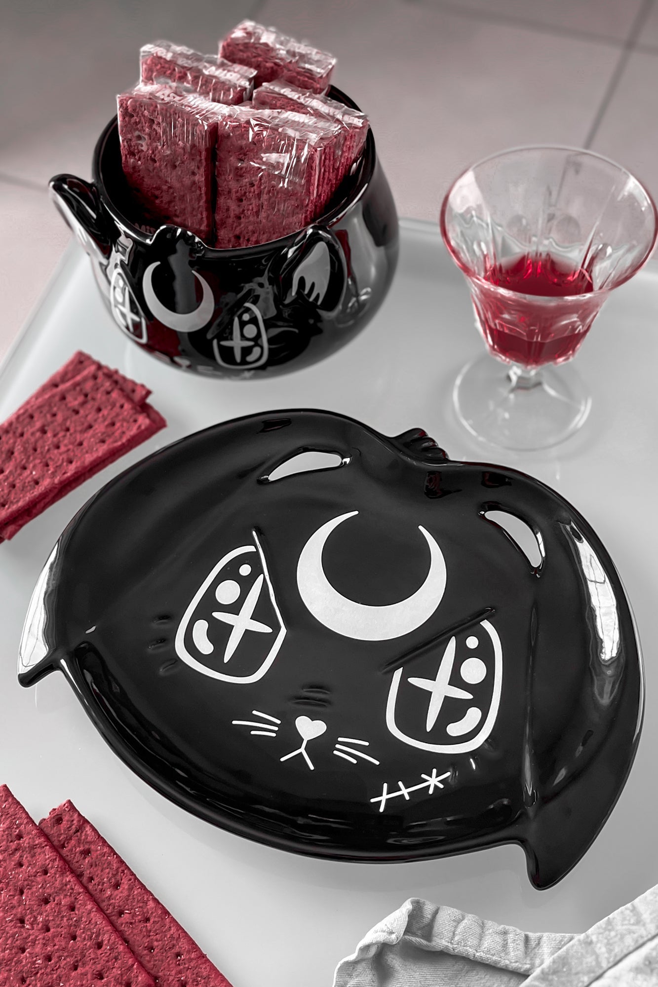 Evil Bunny Cake Plate Resurrect