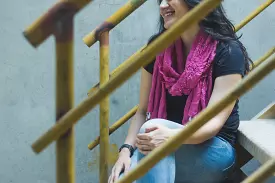 Kaisori Kutch Gajji pink stole