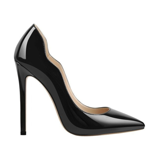 Pumps Queen Benjamine (Black)