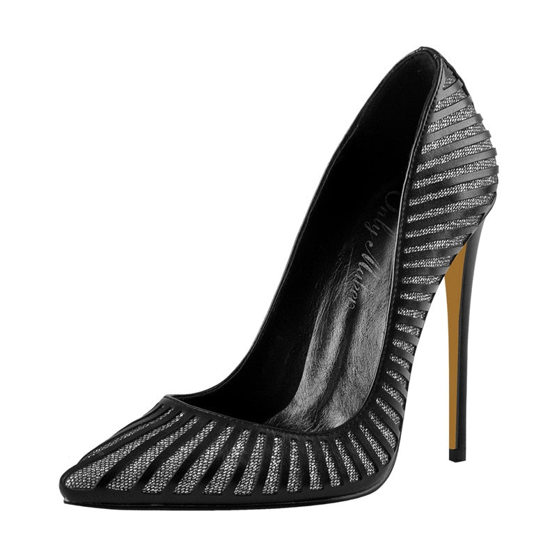 Pumps Queen Dramatica (Black)