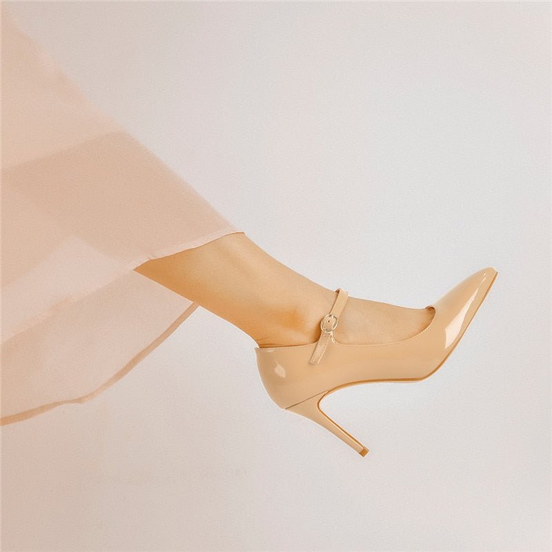 Pumps Queen Mechika (Light beige)