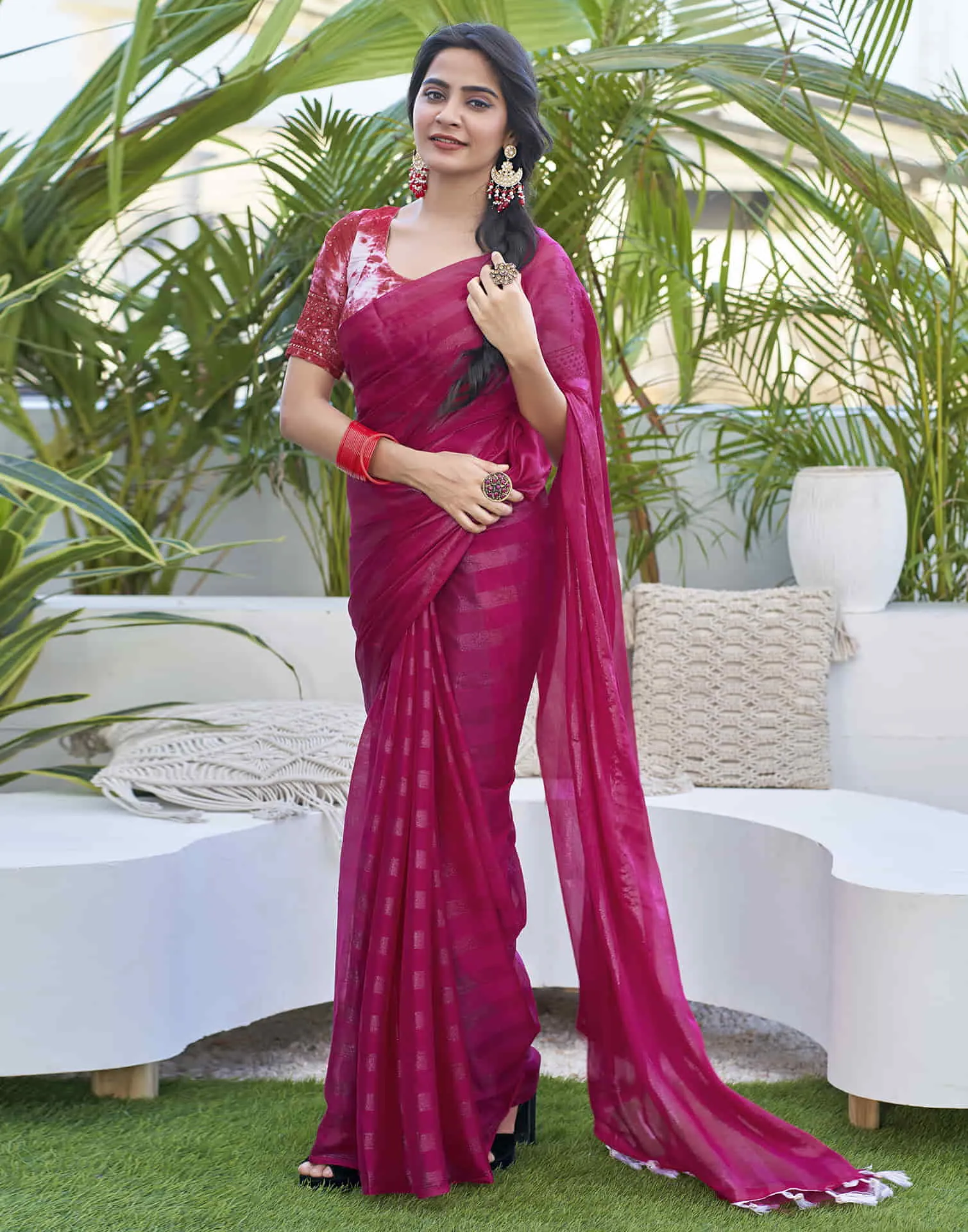 Rani Pink Chiffon Zari Plain Saree