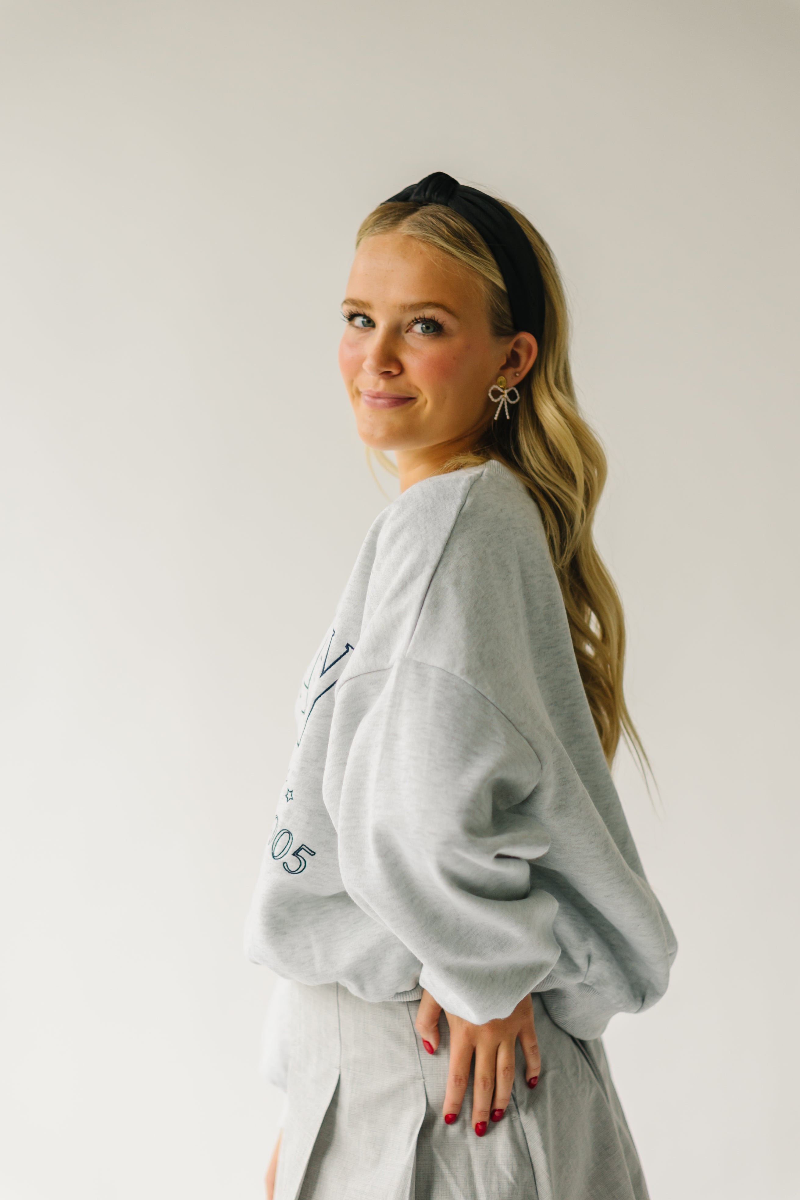 The Berkeley Graphic Sweatshirt in Heather Grey