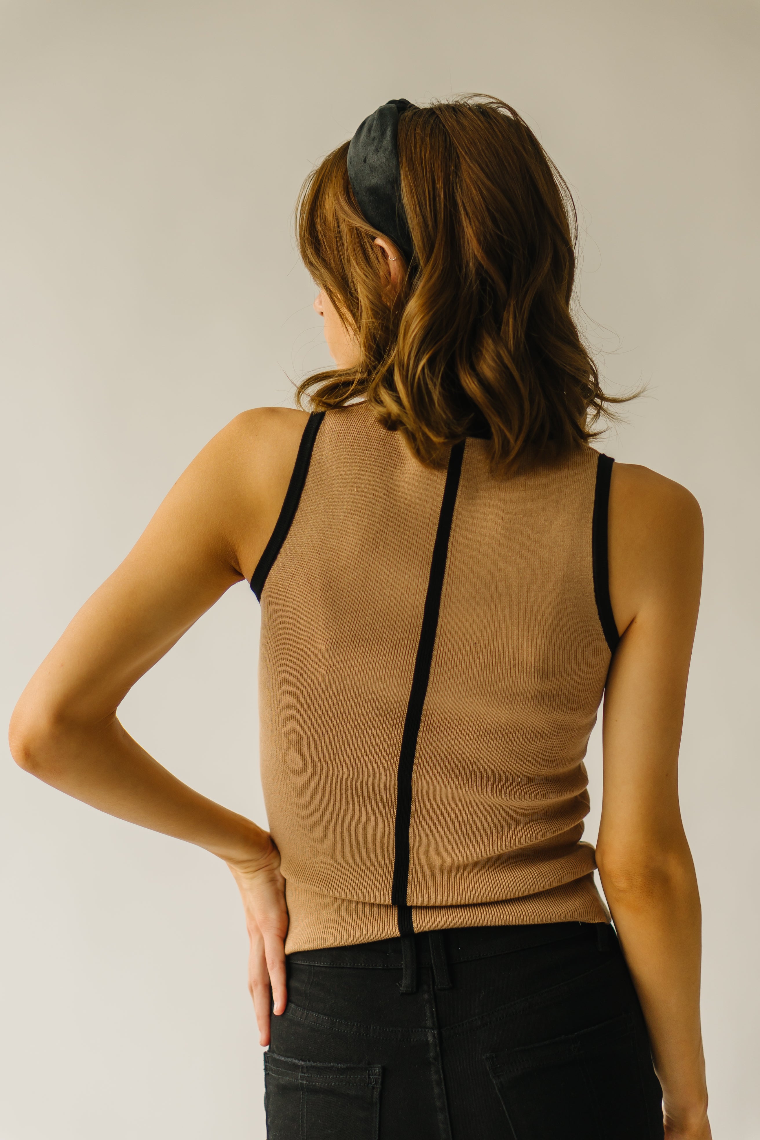 The Kemplin Contrast Tank In Taupe