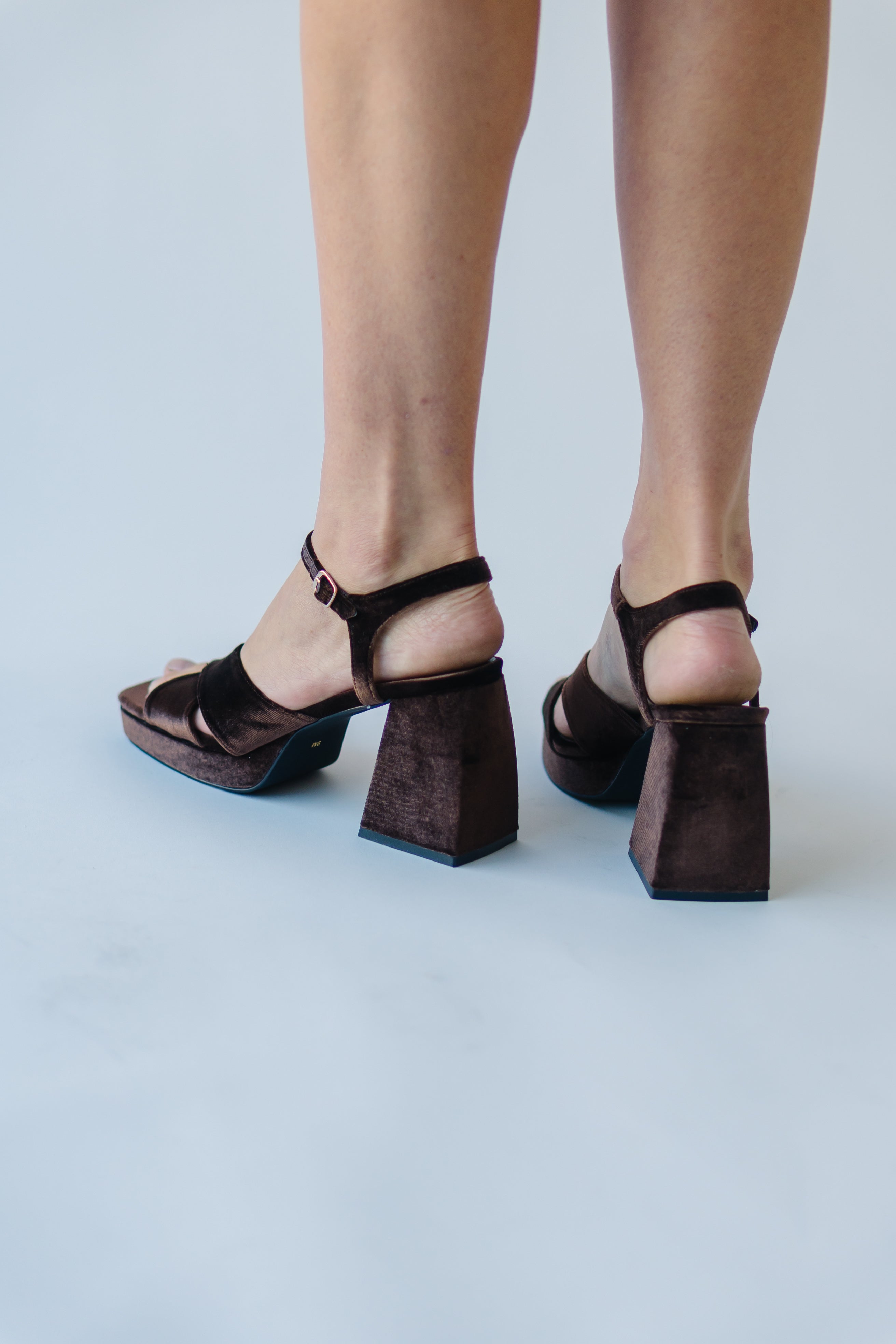 The Robin Velvet Heel in Chocolate