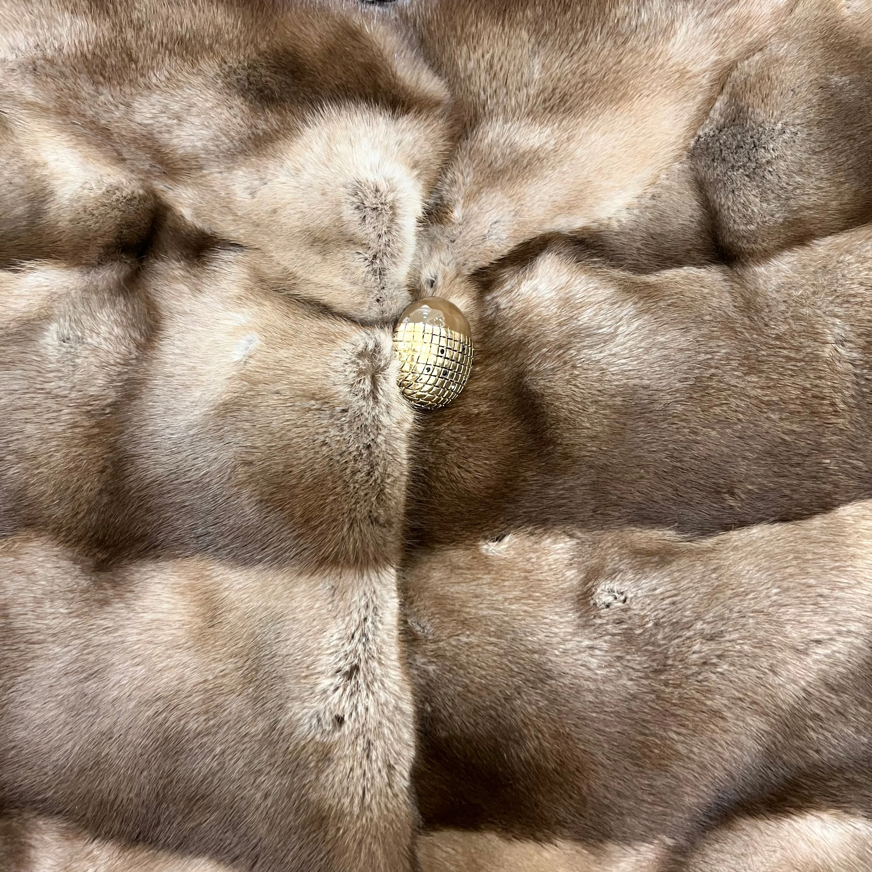 VTO mink coat