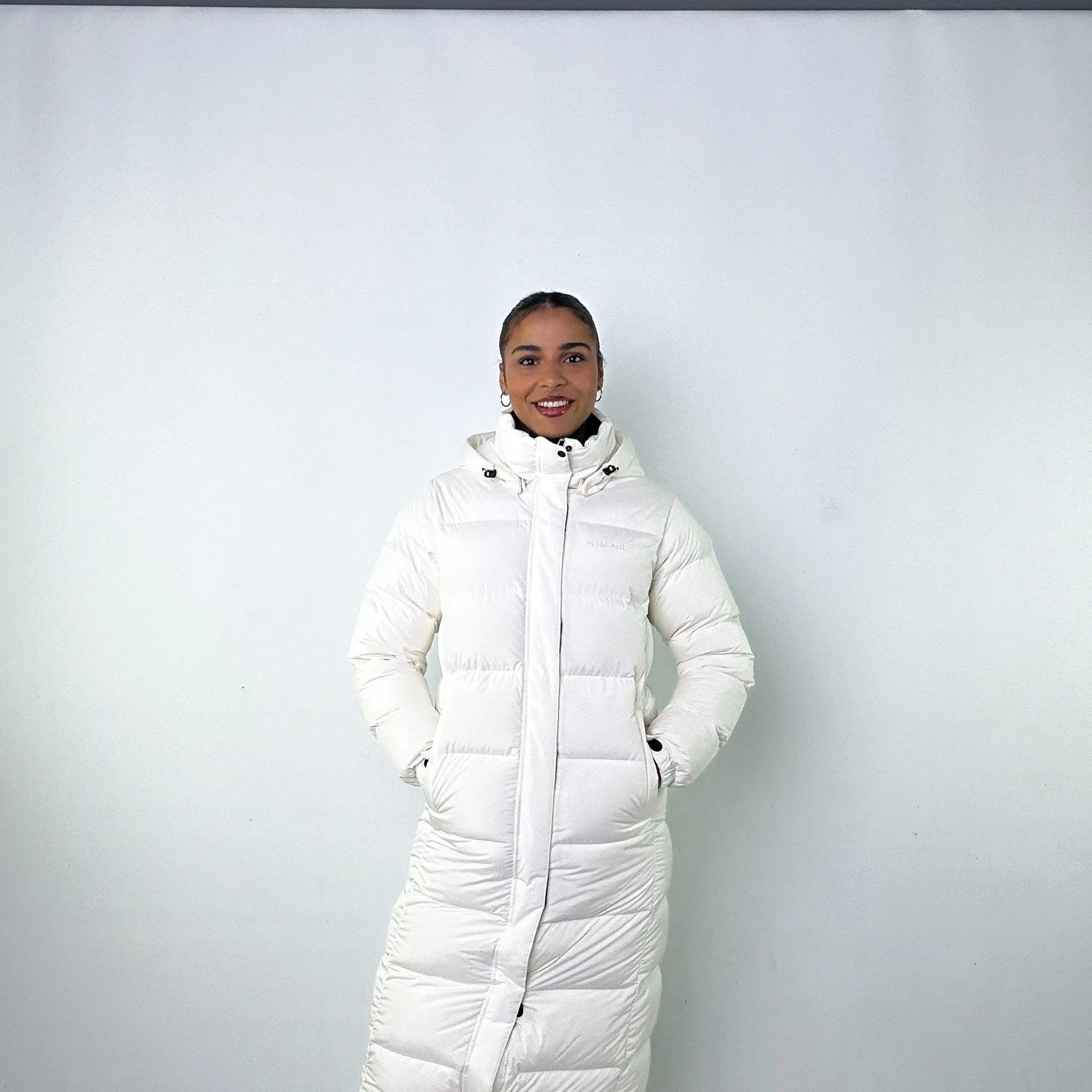 White y2ks Mont Bell Puffer Jacket Coat (M)